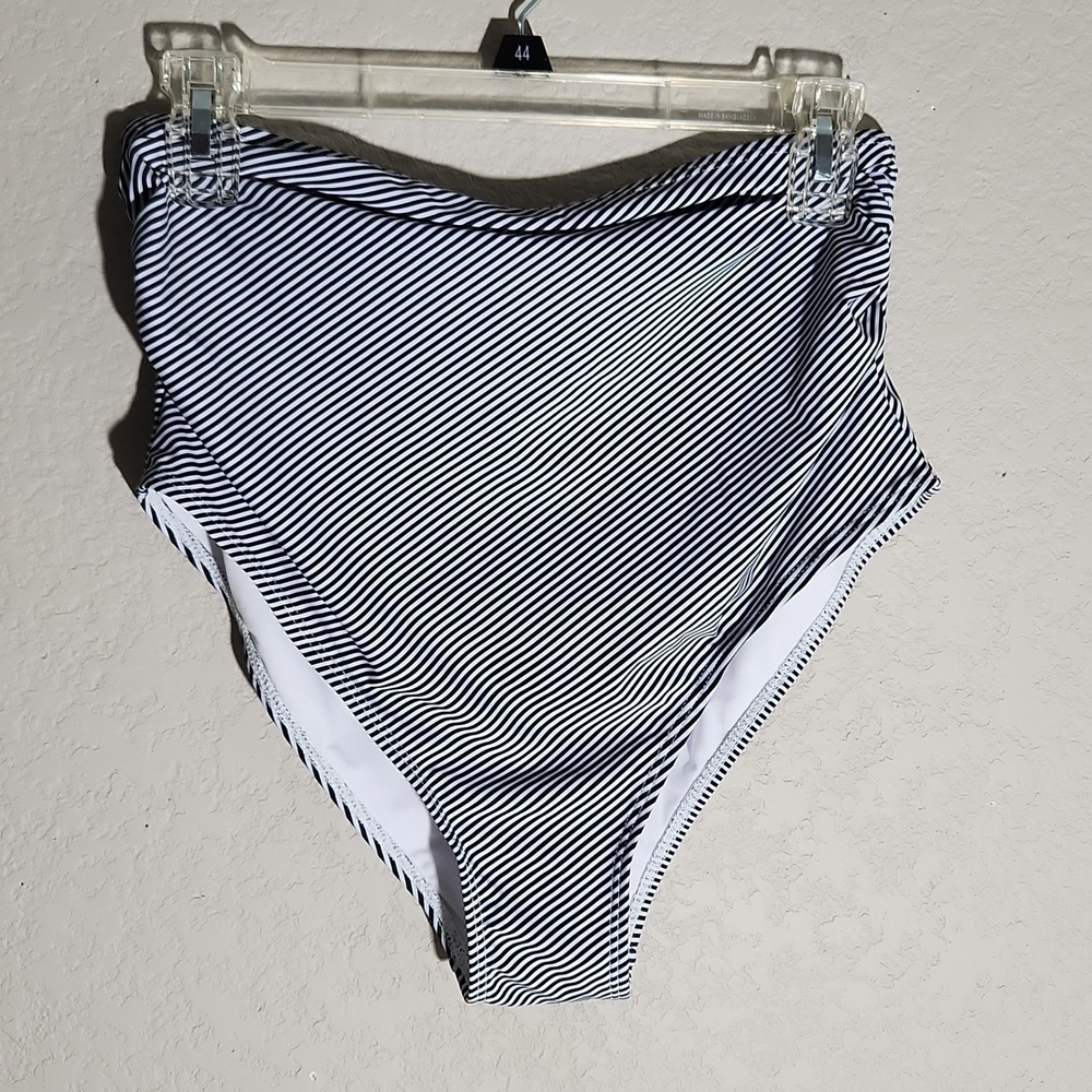 Bikini High Waist Bottoms Womens size M